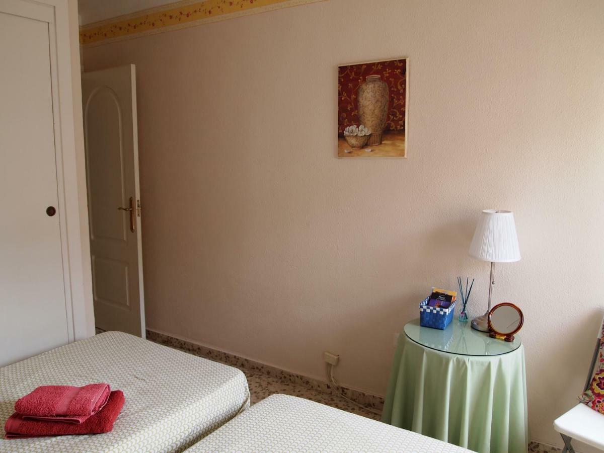מאלגה Habitaciones Frente A La Playa מראה חיצוני תמונה