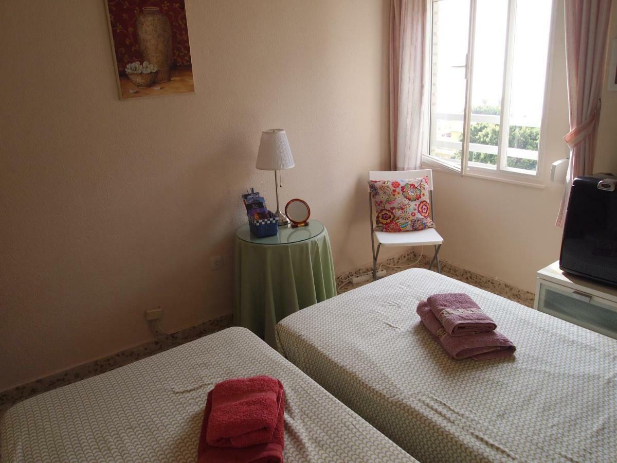 מאלגה Habitaciones Frente A La Playa מראה חיצוני תמונה